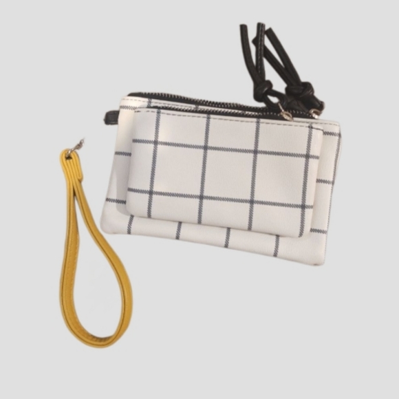 WILD FABLE • PLAID WALLET WRISLET - Picture 1 of 4